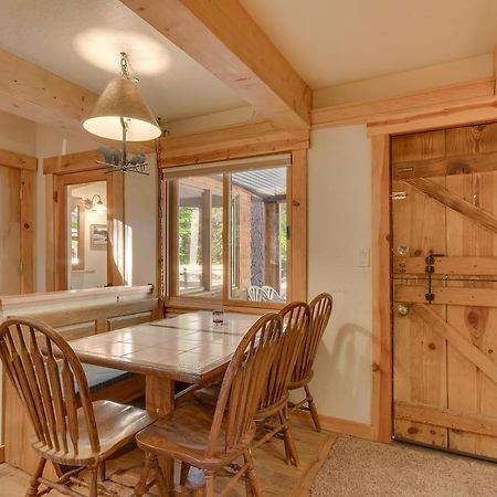 West Pine Cabin On The West Shore - 2 Bedroom W 2 Bonus Rooms, Hot Tub, Pool Table & Pet Friendly Tahoe City Exterior photo