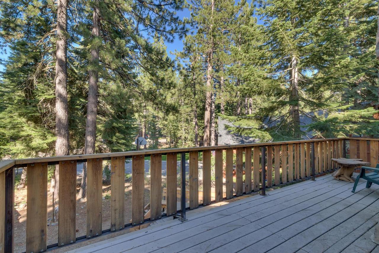 West Pine Cabin On The West Shore - 2 Bedroom W 2 Bonus Rooms, Hot Tub, Pool Table & Pet Friendly Tahoe City Exterior photo