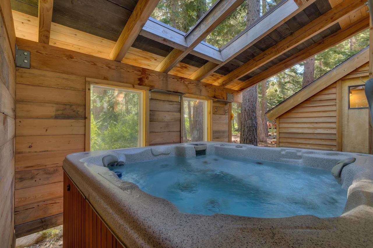 West Pine Cabin On The West Shore - 2 Bedroom W 2 Bonus Rooms, Hot Tub, Pool Table & Pet Friendly Tahoe City Exterior photo